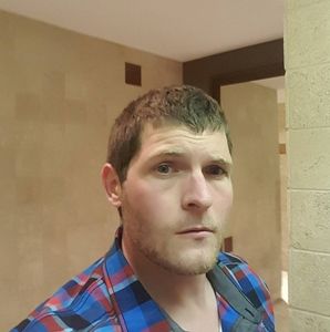 Meet your Posher, Devin